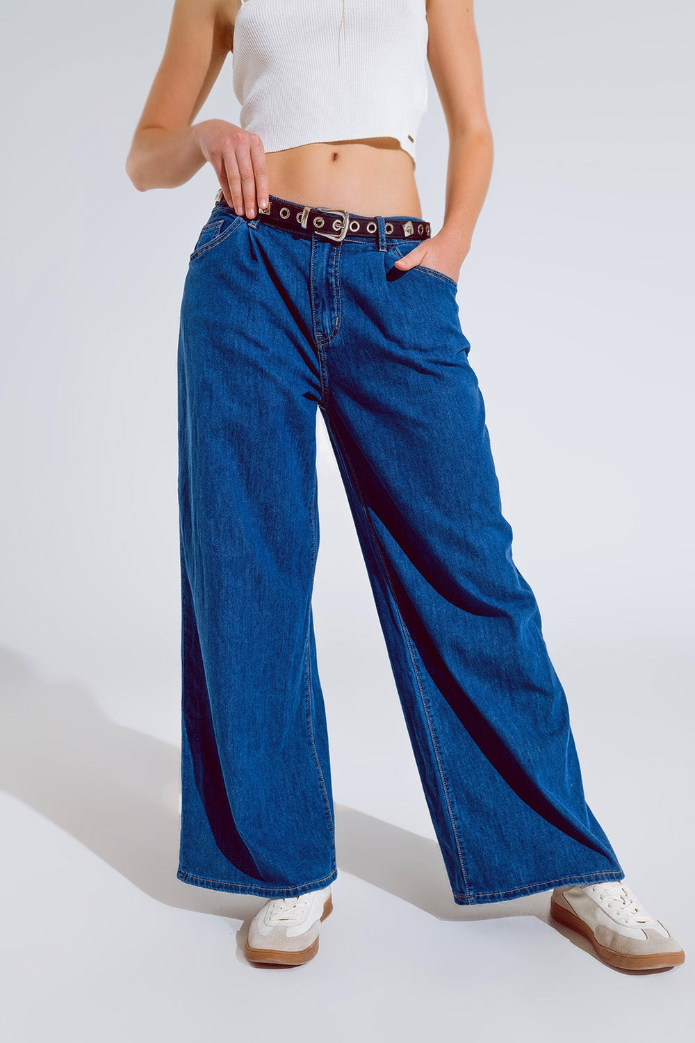 Boyfriend Wide leg five pocket jeans in dark wash - Denim