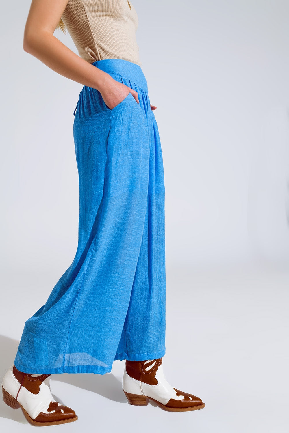 Blue Palazzo style Pants With Side Pockets And Thick Waist Band - trousers