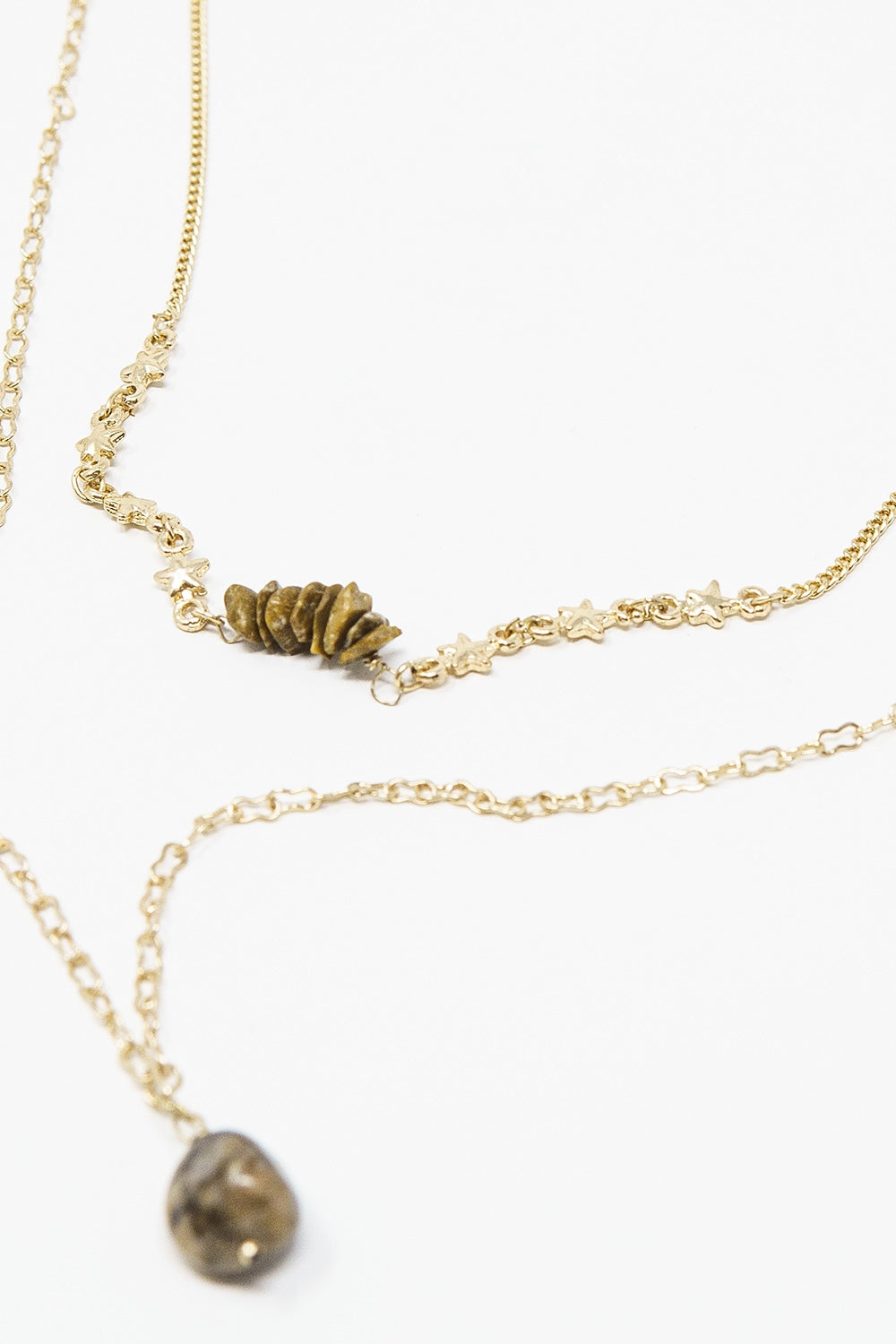 2 in 1 necklace with stone pendant and star details