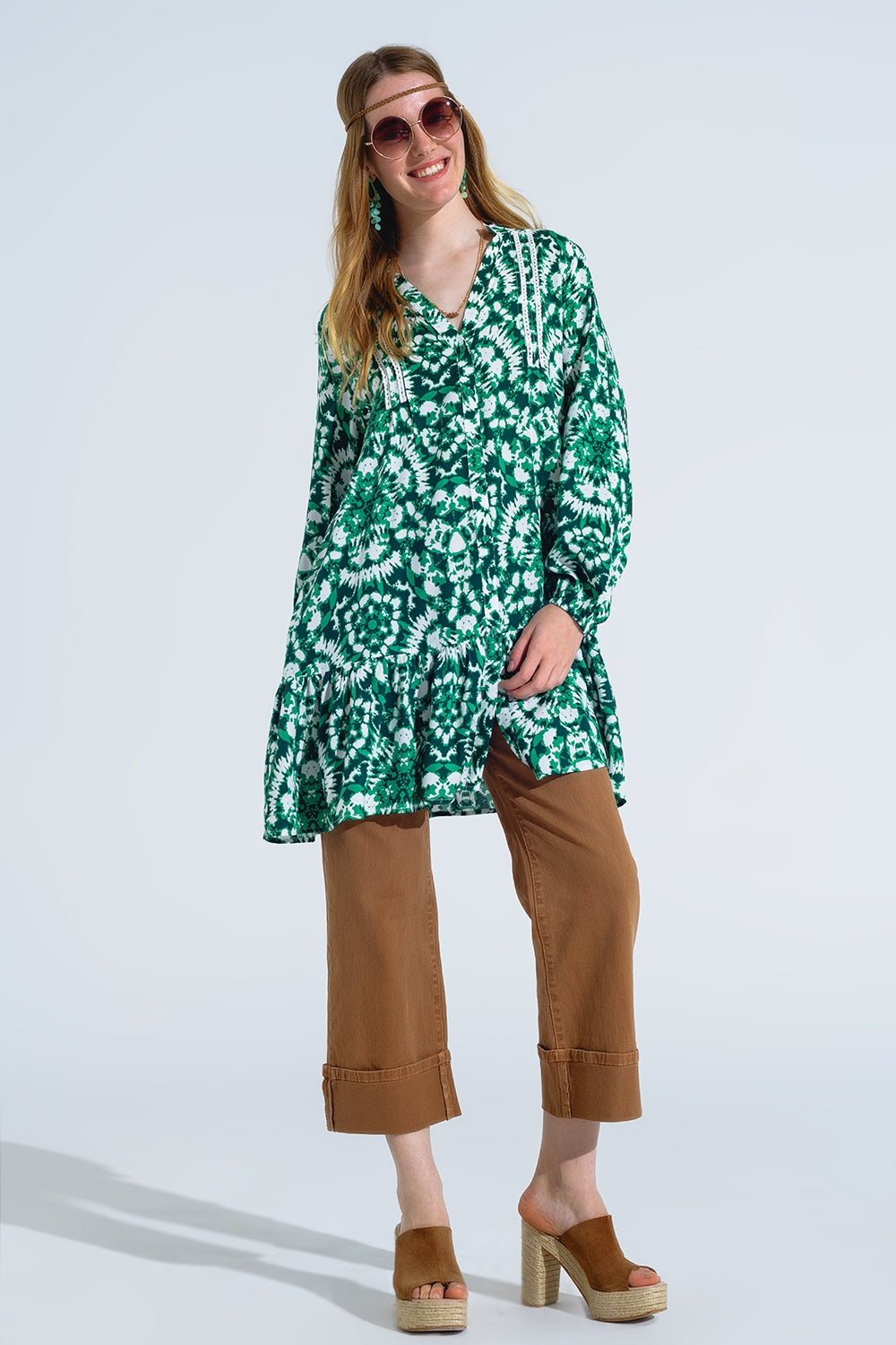 Tie Dye Print Short Dress With Long Sleeves And Lace Trim in Green - dress