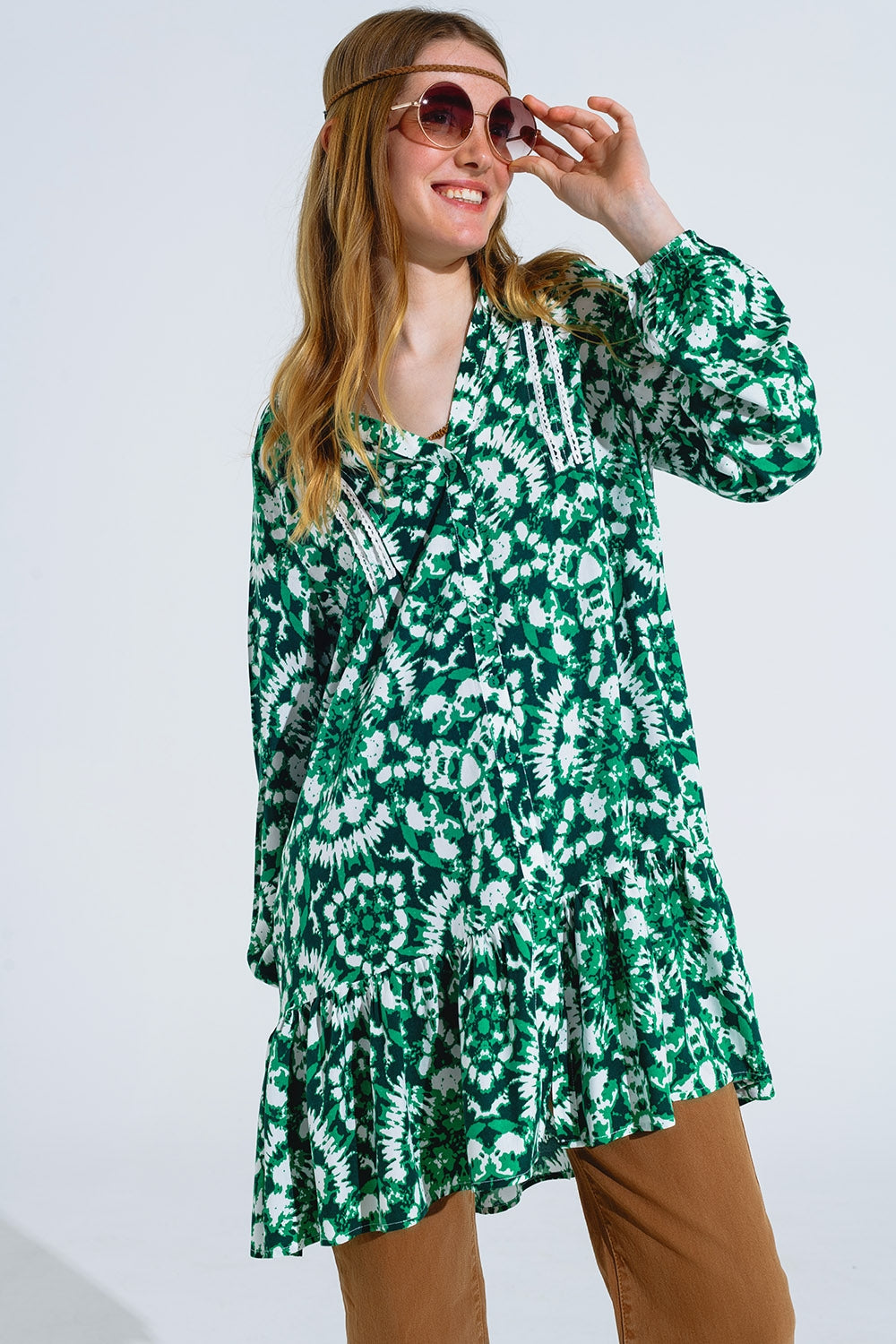 Tie Dye Print Short Dress With Long Sleeves And Lace Trim in Green - dress