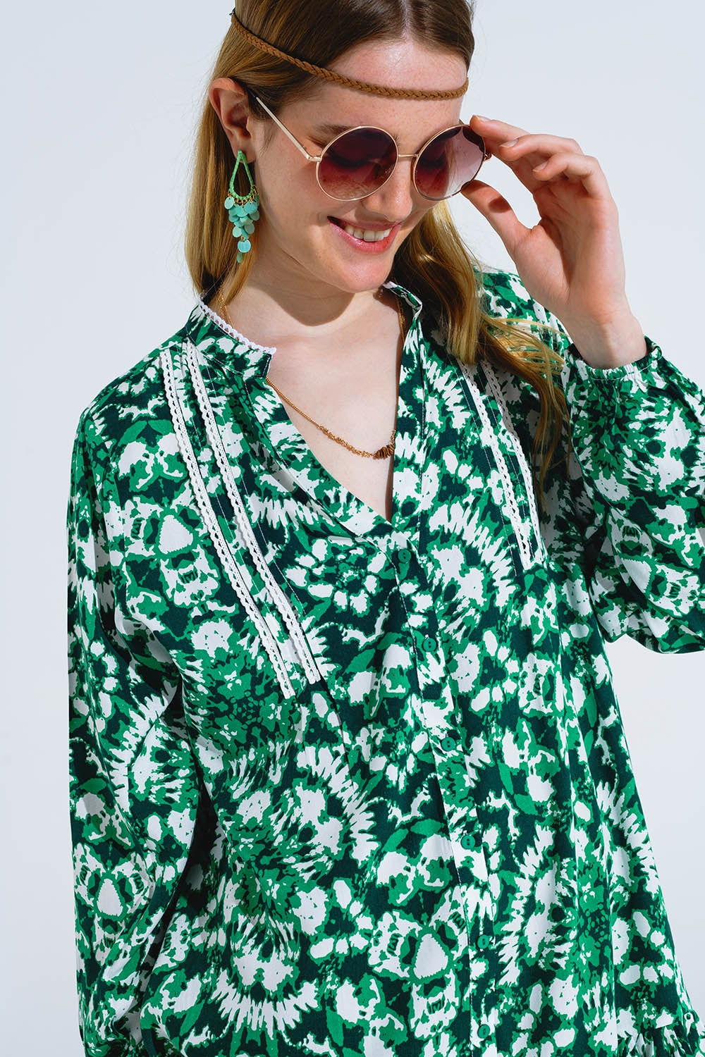 Tie Dye Print Short Dress With Long Sleeves And Lace Trim in Green - dress