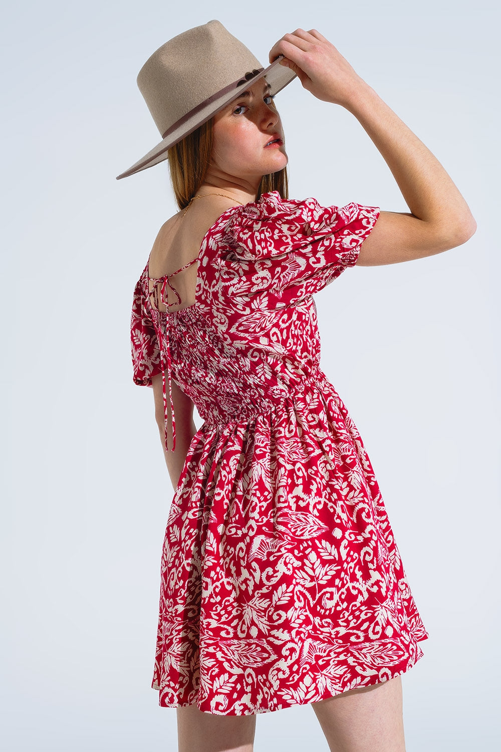 short floral print dress with gathered back - dress