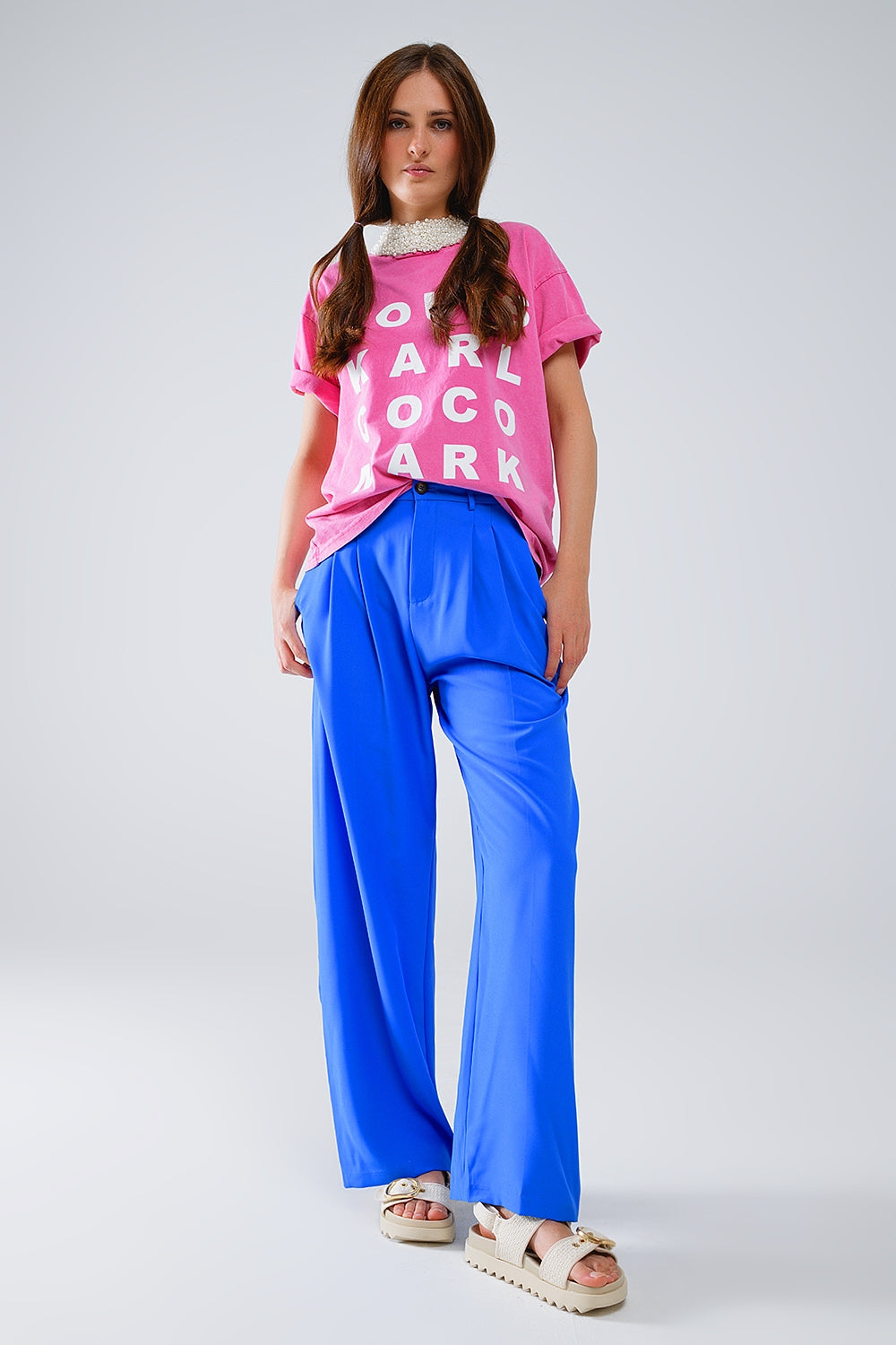 Fuchsia T-shirt With famous Names Logos At The Front - top
