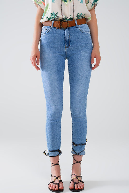 Regular Waist super Skinny Jeans in Light Wash with 5 pockets - Denim
