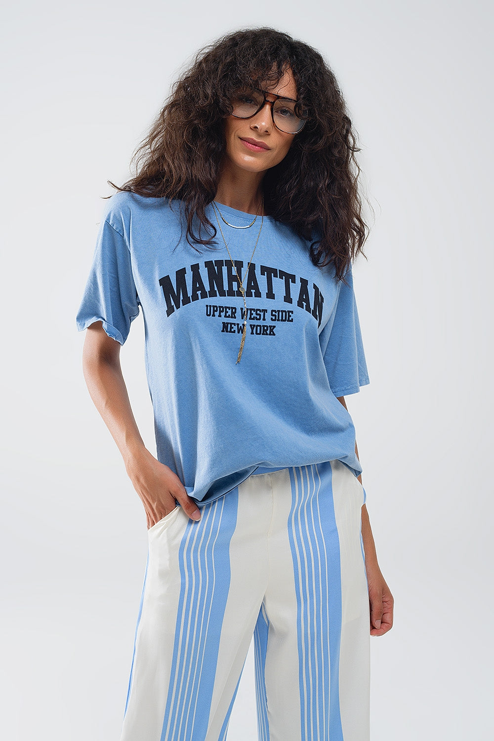Blue relaxed T-shirt with manhattan text - top