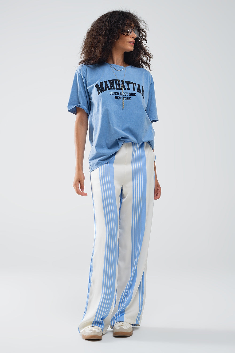 Blue relaxed T-shirt with manhattan text - top