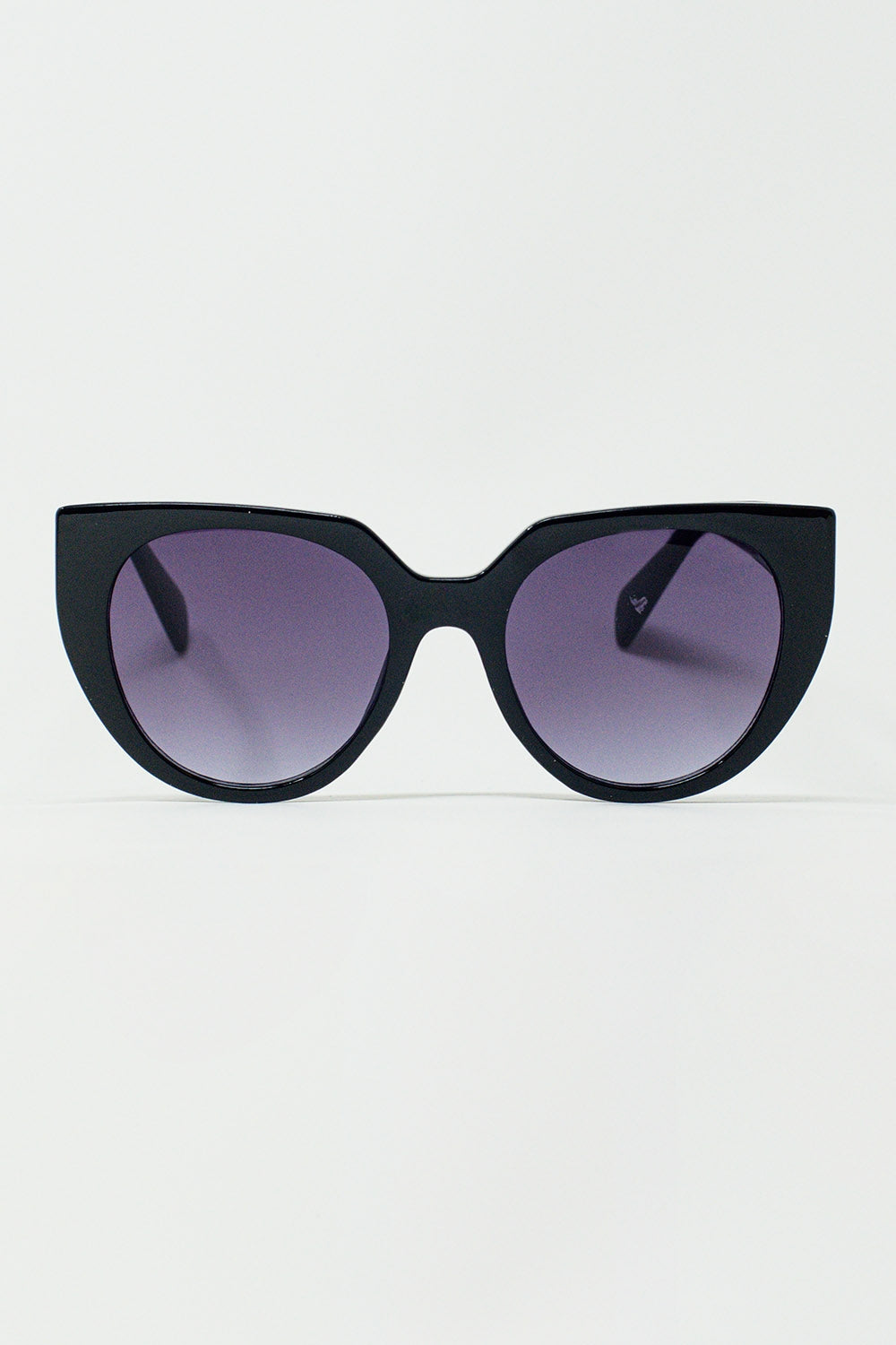 Oversized Cat Eye Sunglasses With Wide Rim in Black