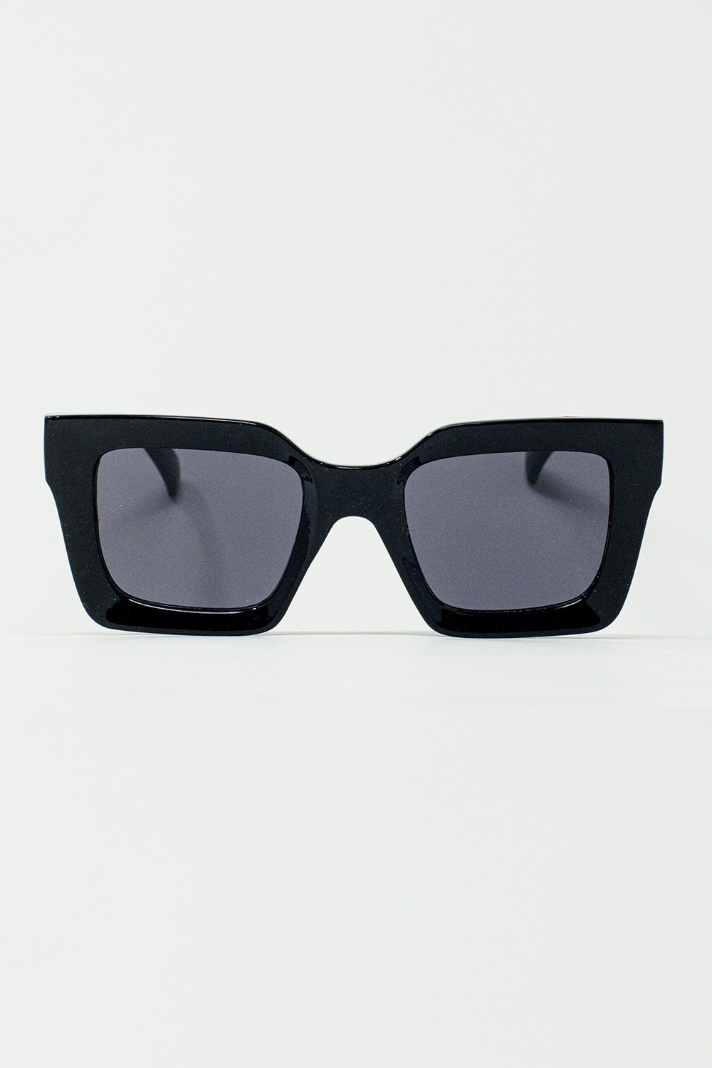 90's Squared Sunglasses in black