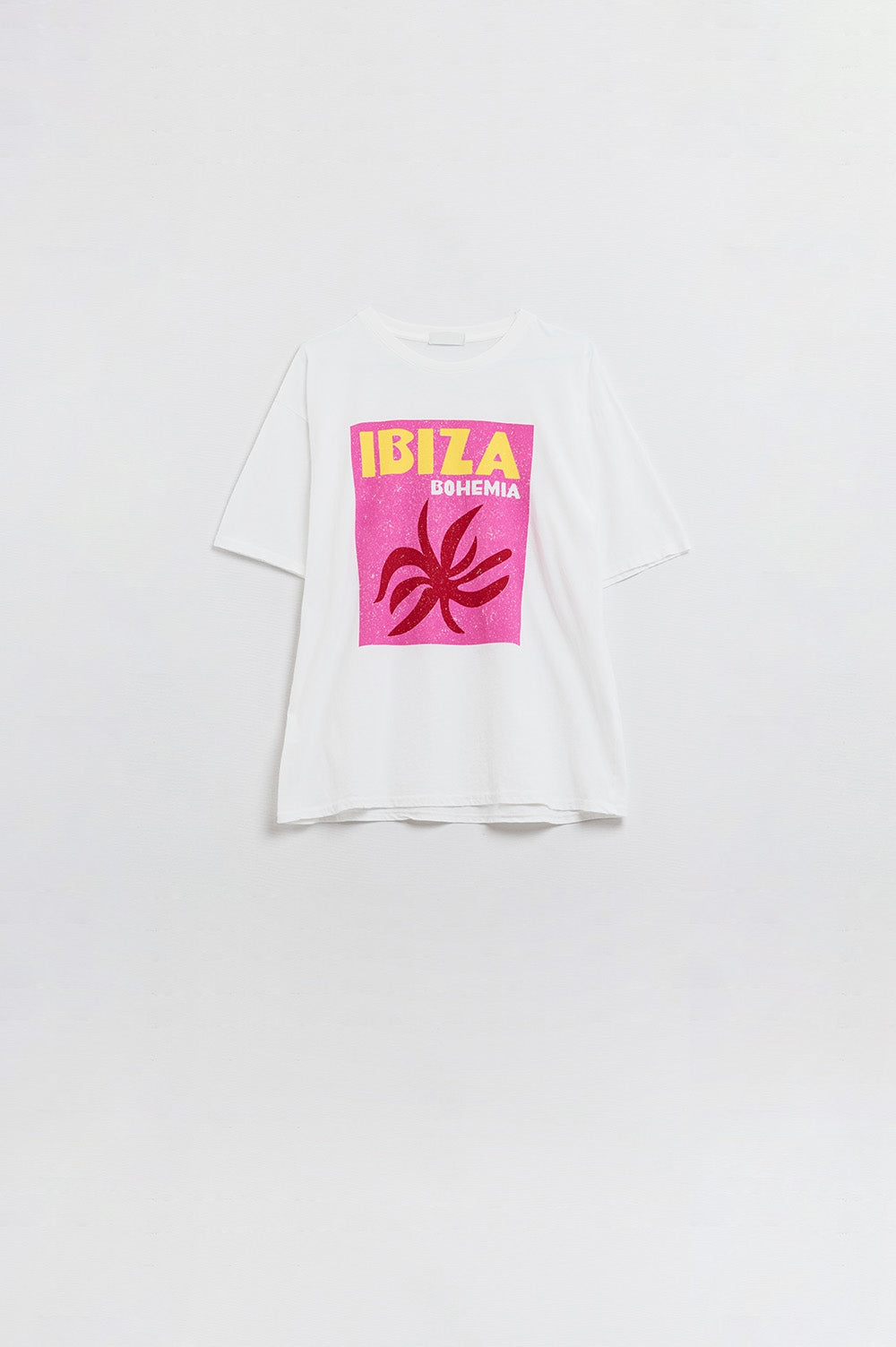 White Ibiza Bohemia Relaxed T-Shirt With Pink Print - top