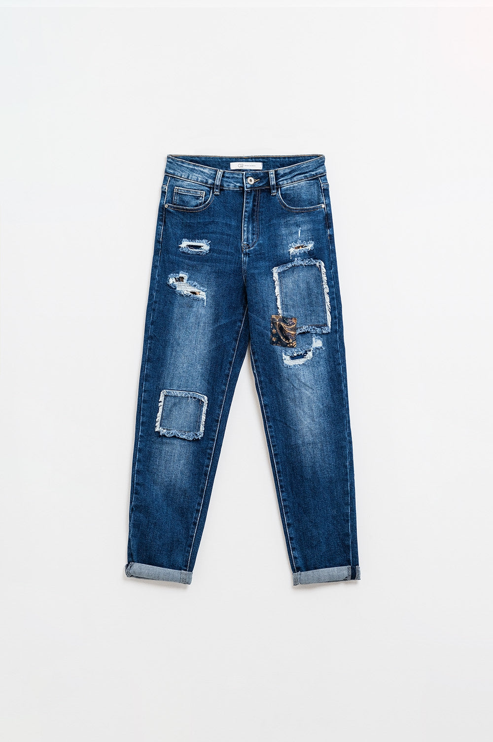 Loose blue jeans with subtle ripped design and patches - Denim
