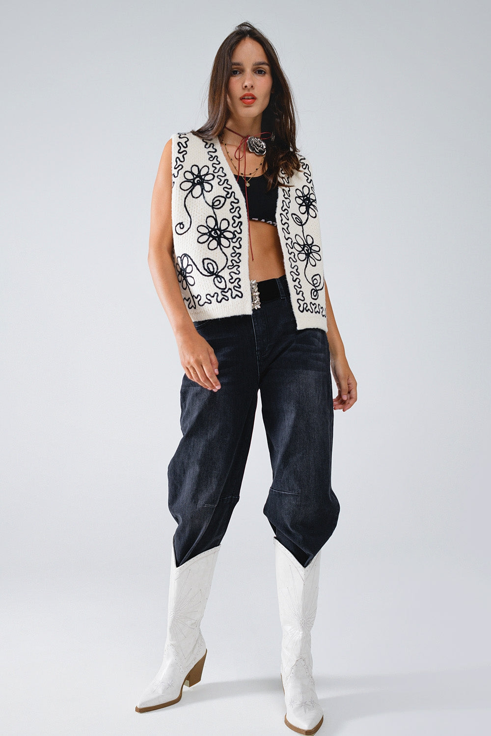 Black Straight Jeans With Seam Detail - Denim