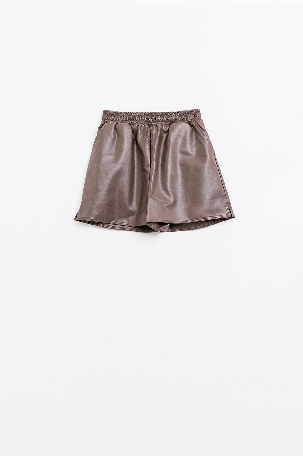 Brown faux leather shorts with gathering at the waist with drawstring - trousers
