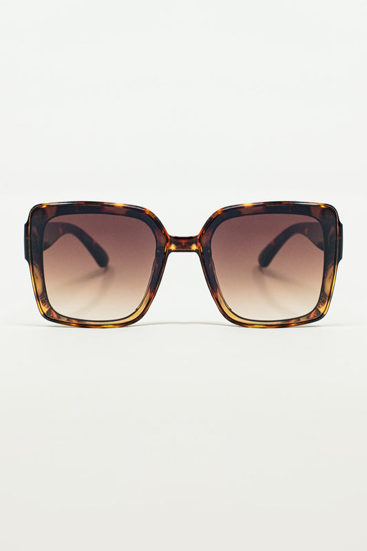 Oversized square Cat Eye Sunglasess in Brown