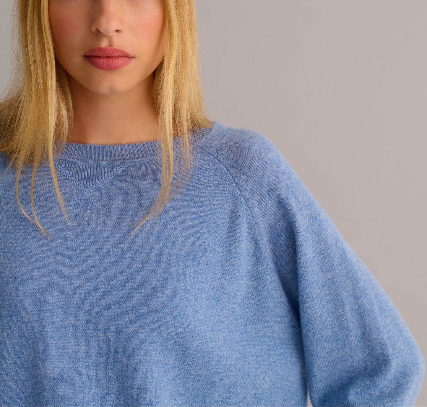 Chambray Blue Cashmere Sweatshirt - Loungewear