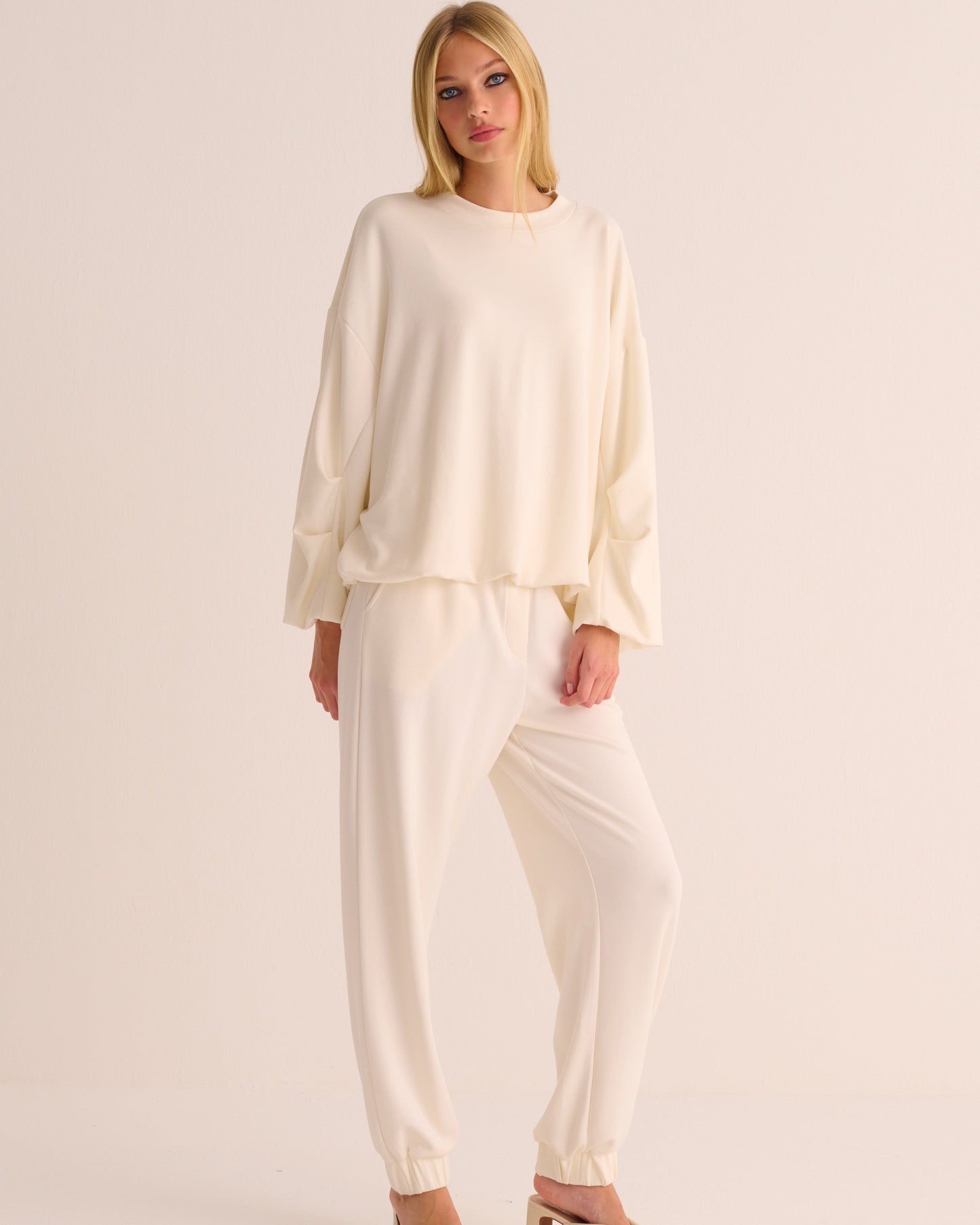 Cloud Dancer Sweatshirt and Joggers Set -