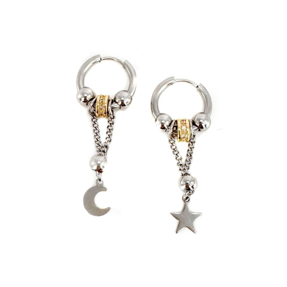 Boucles d'oreilles pendantes dépareillées en forme de croissant de lune et d'étoile Hécate