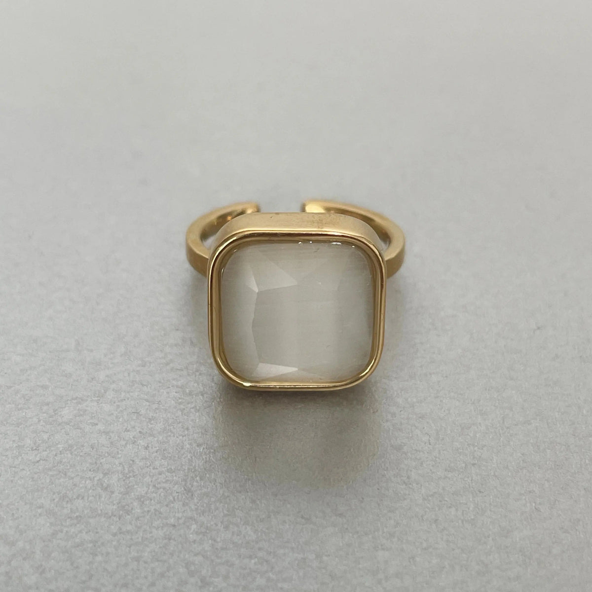 Hestia Luxe 18k Gold Plated White Ring - RING