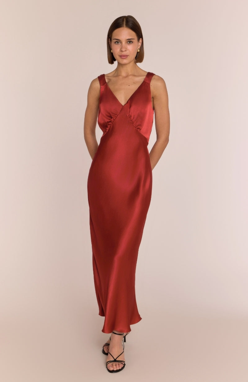 Amelia Midi Dress in Chilli Red -