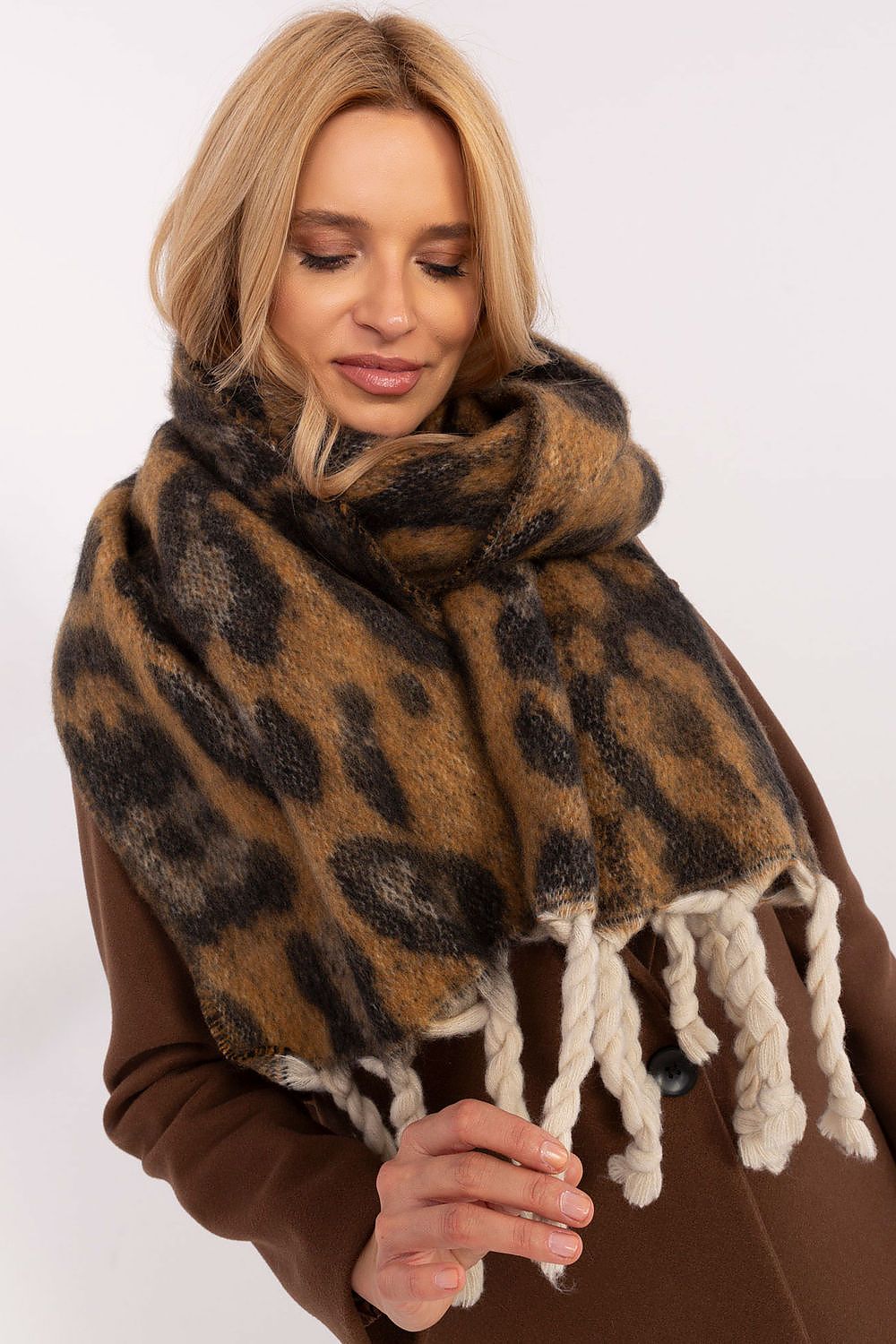 AT Animal Print Shawl for Women - Trendy Fashion Accessory - Scarves