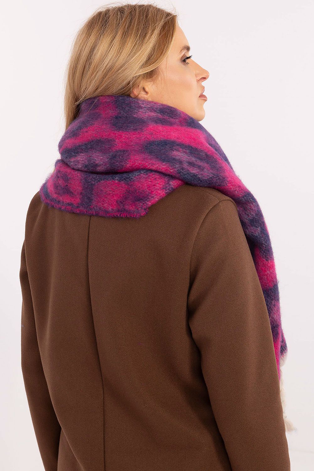 AT Animal Print Shawl for Women - Trendy Fashion Accessory - Scarves