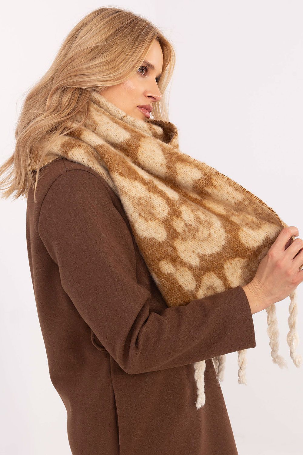 AT Animal Print Shawl for Women - Trendy Fashion Accessory - Scarves