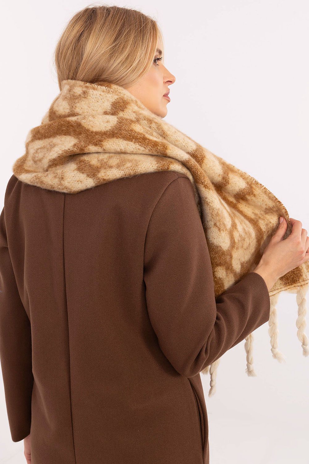AT Animal Print Shawl for Women - Trendy Fashion Accessory - Scarves