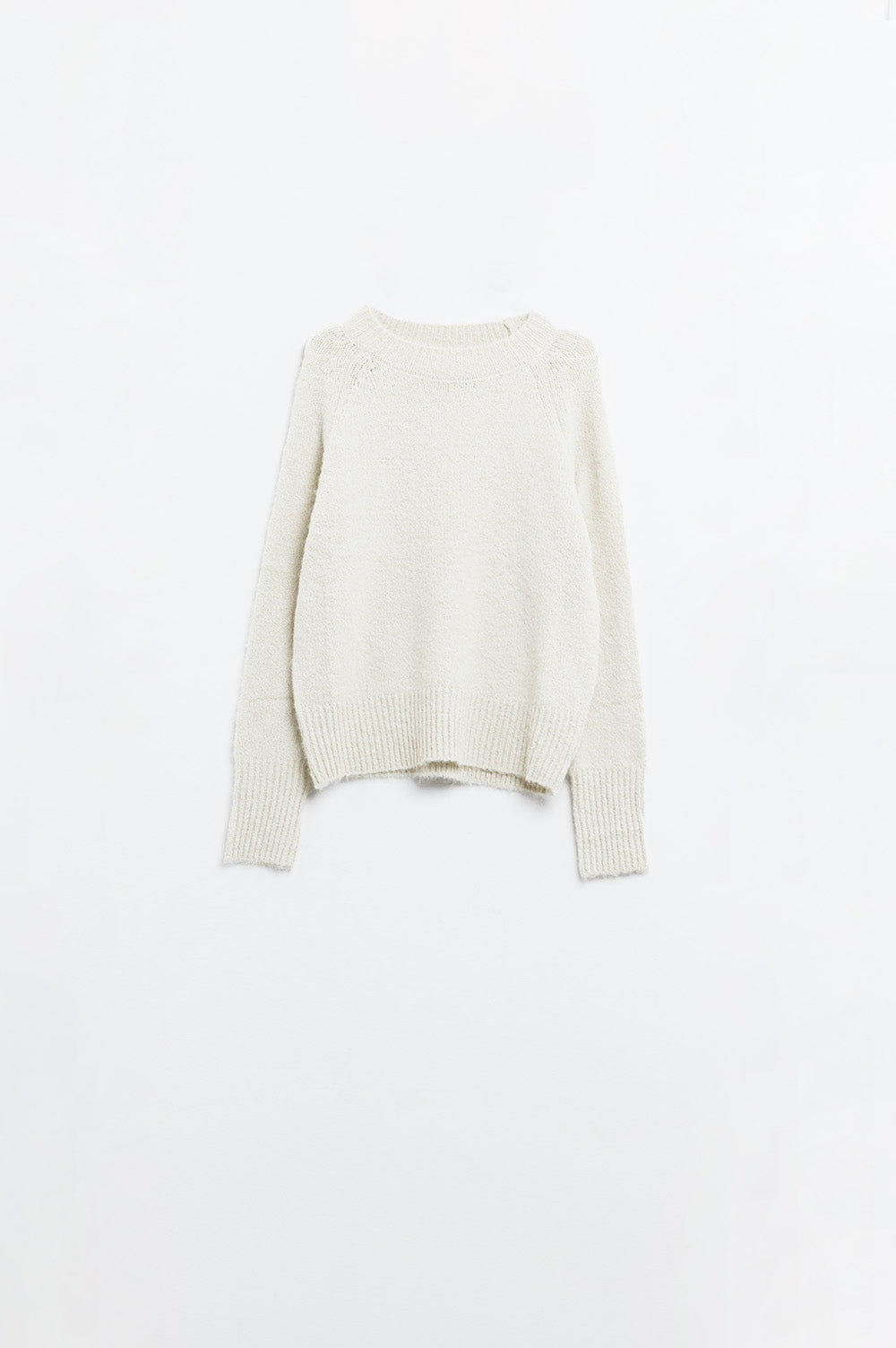 Basic Knited Crew Neck Sweater in cream color - Jumpers