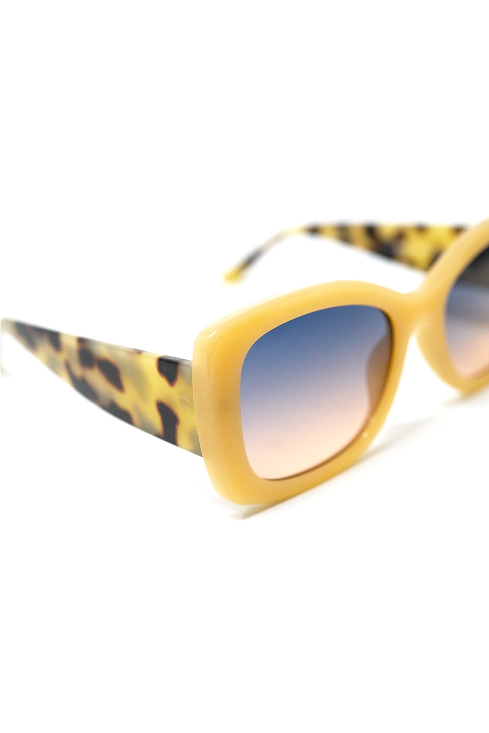 Beige Oversized Oval Sunglasses in Acetate - Sunglasses
