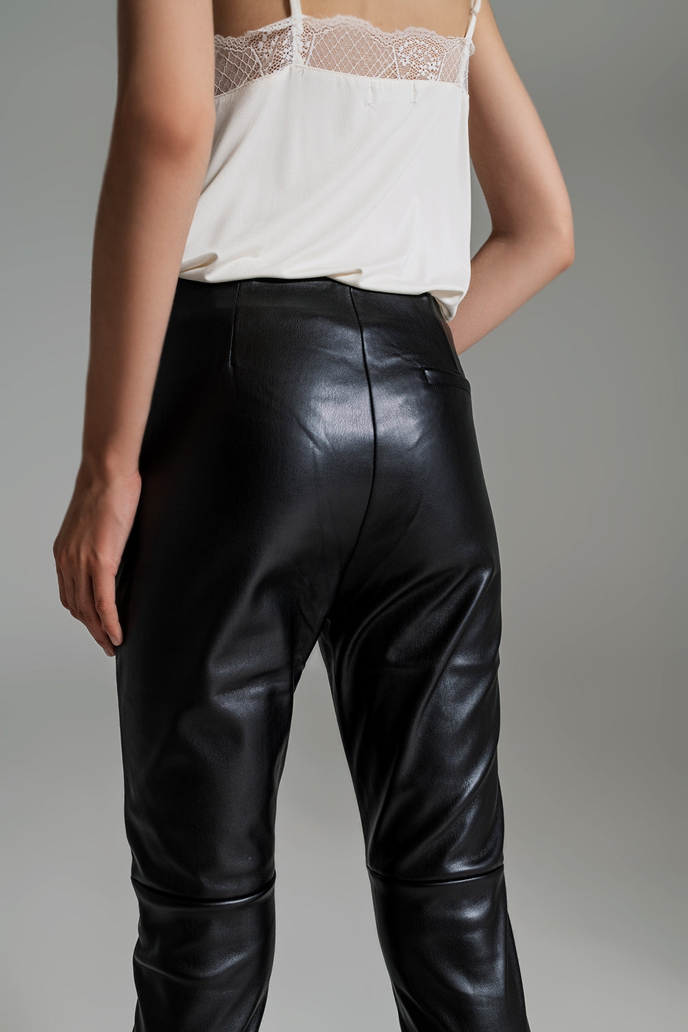 black faux leather effect skinny pants - Trousers