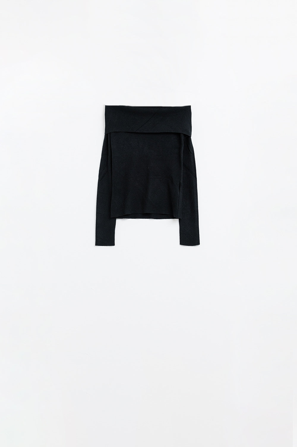 black fine knit sweater with wide boat neck - Jumpers