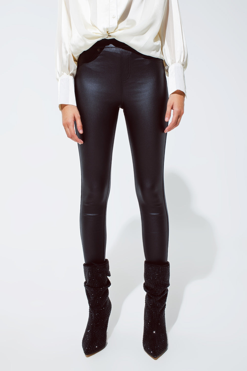 Black gloss Look Pants with Stretchband - Trousers