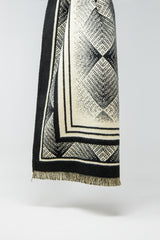 Black knitted scarf with geometric print