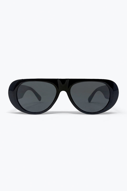Black Oversized Aviator Sunglasses with Dark Lenses -