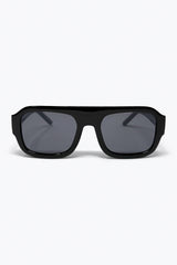 Lunettes de soleil noires rectangulaires oversize à verres foncés