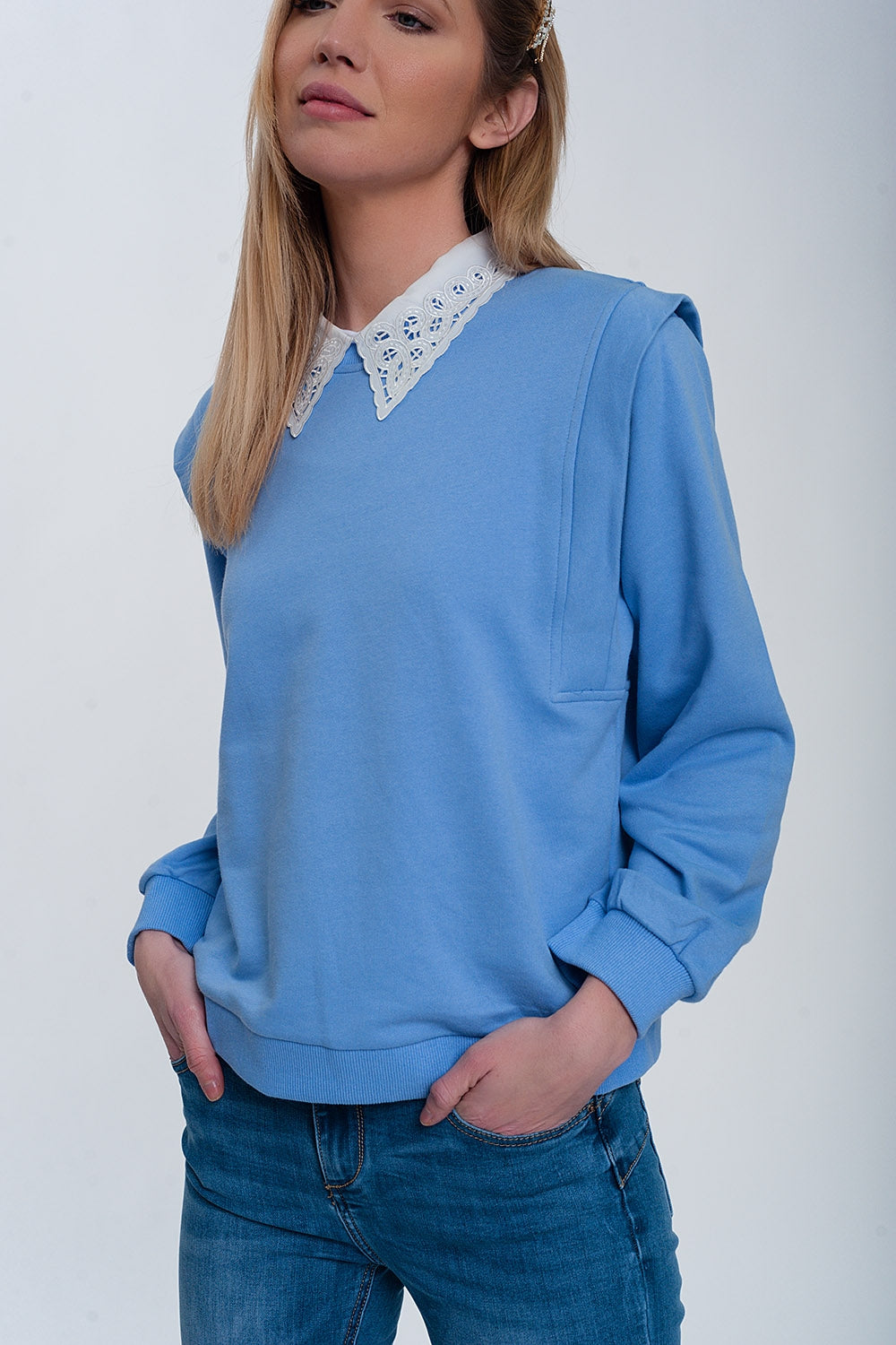 Boyfriend sweatshirt with shoulder details in blue - Sweaters