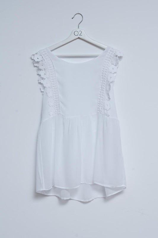 Broderie frill detail top in white - Tops
