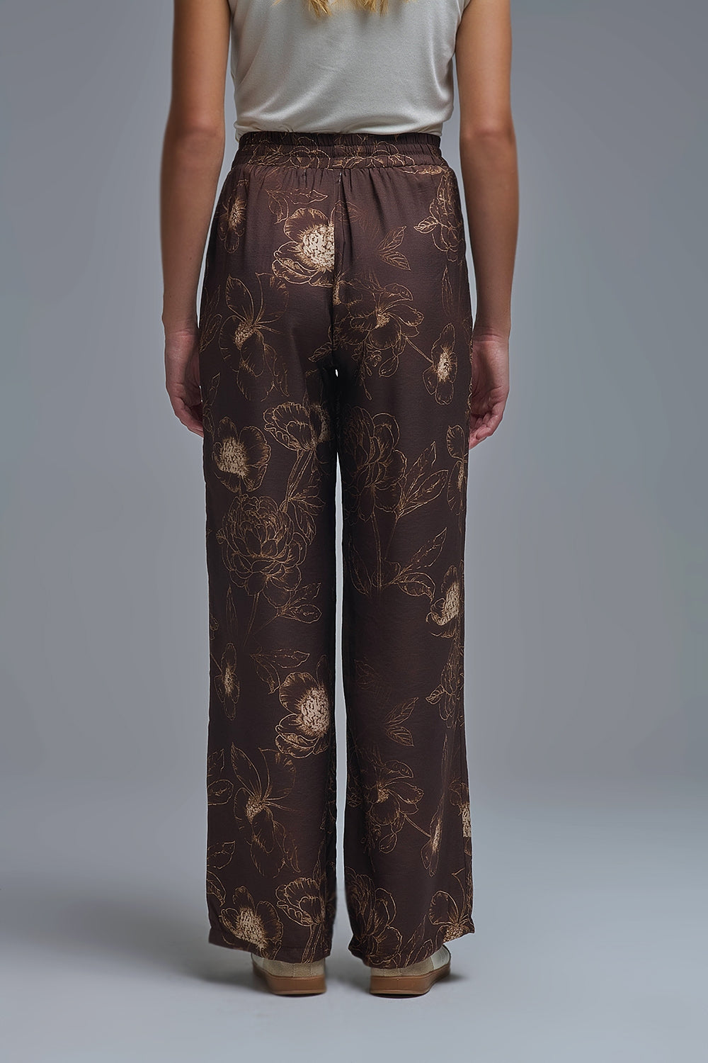 Brown Light-weight Flowy Pants in Autumnal Floral Print - Pants