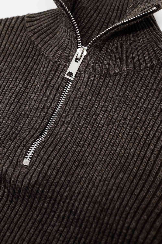 Brown ribbed fitted sweater with zip closure - Jumpers