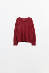 Pull ras du cou bordeaux avec détail de couture sur la manche