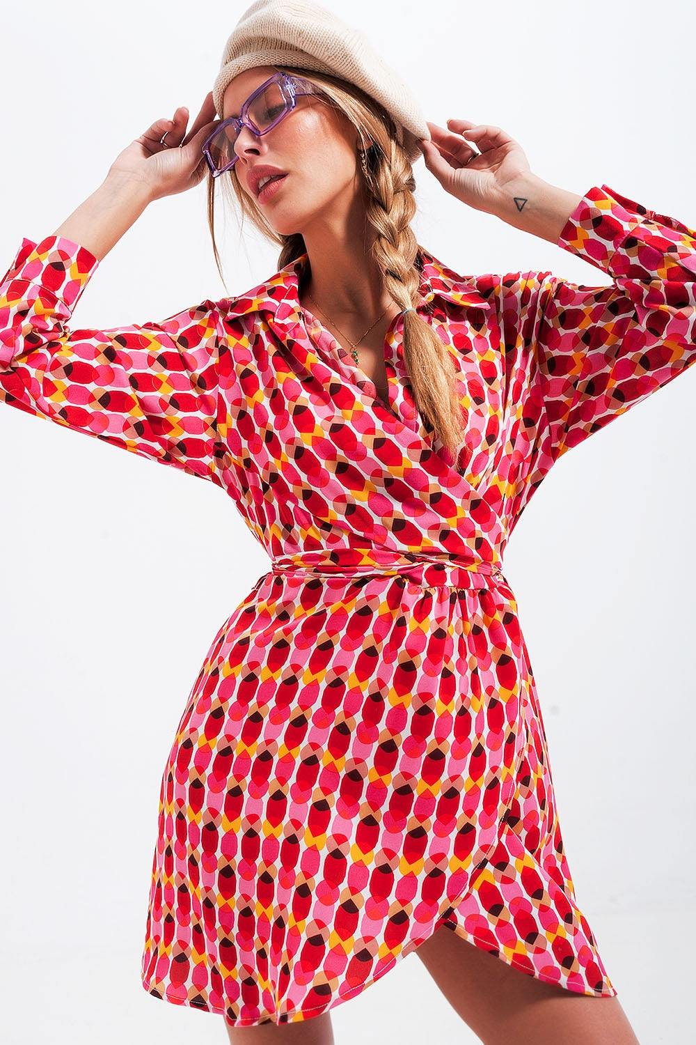 Button front tie waist printed dress in red - Dresses