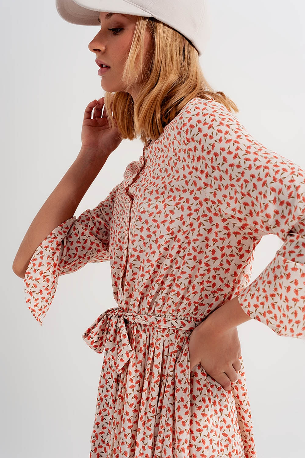Buttoned midi dress with high collar in floral print coral - Dresses