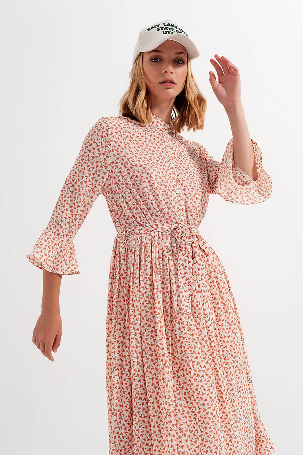 Buttoned midi dress with high collar in floral print coral - Dresses