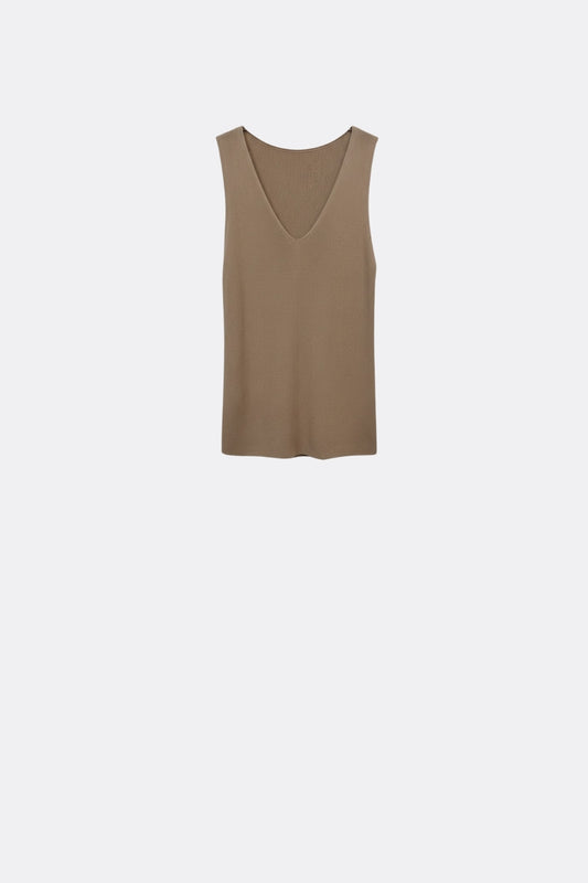 Camel sleeveless fine knitted top With V-Neck - Tops