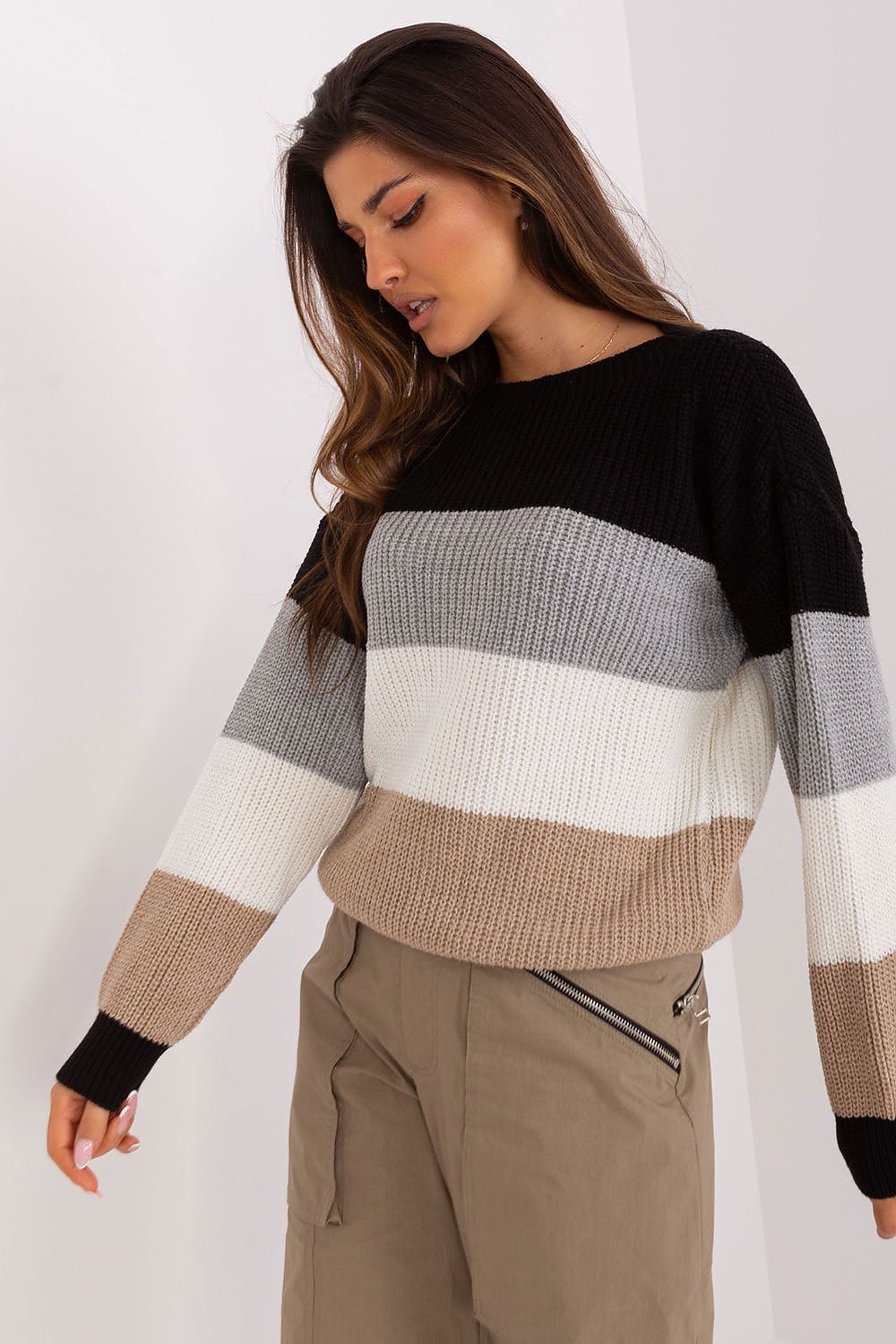 Casual Ladies Knitwear Sweater in Trendy Stripes - Sweaters