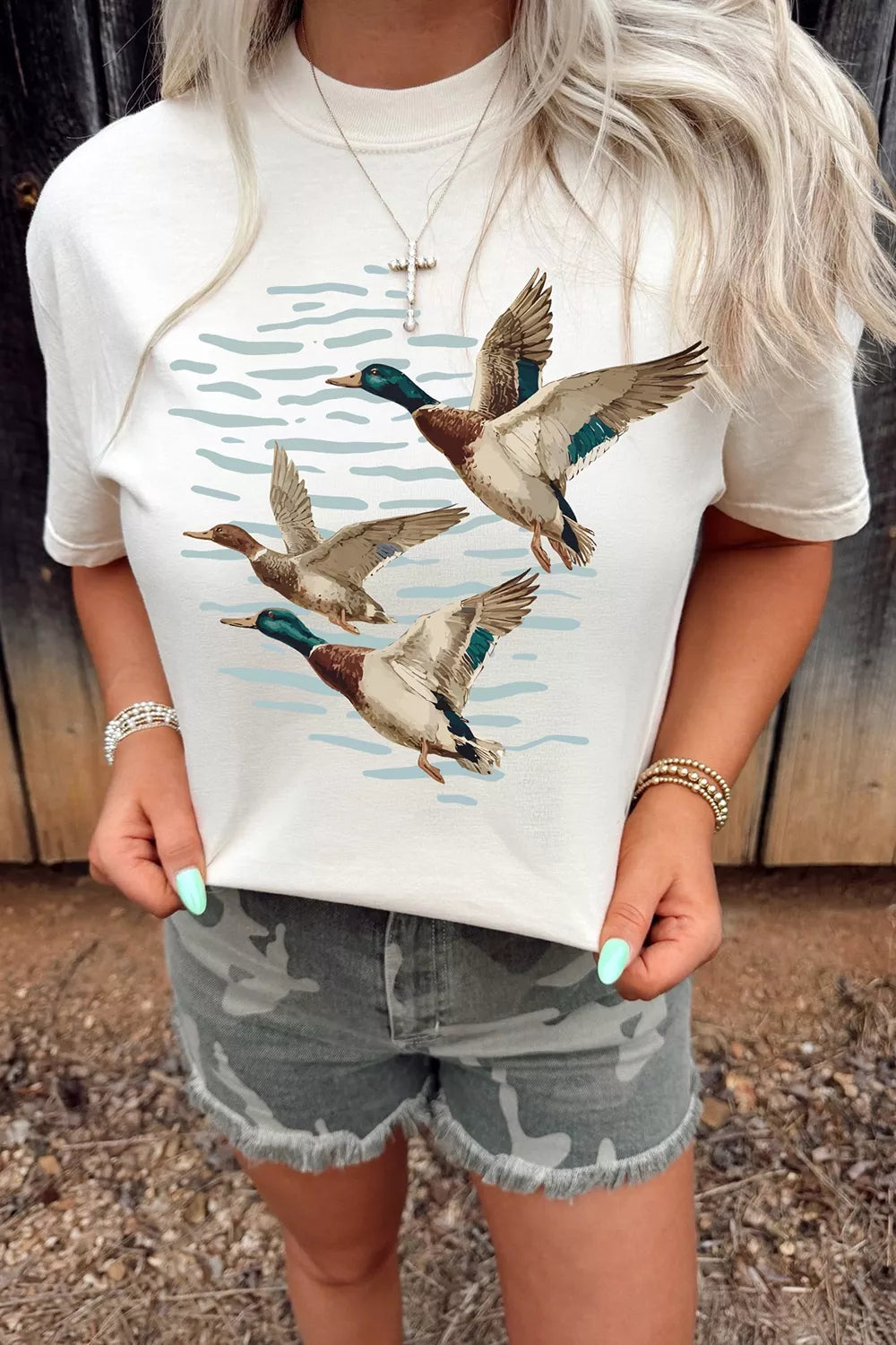 Trendsi casual t-shirt plus size featuring a duck design on a light background