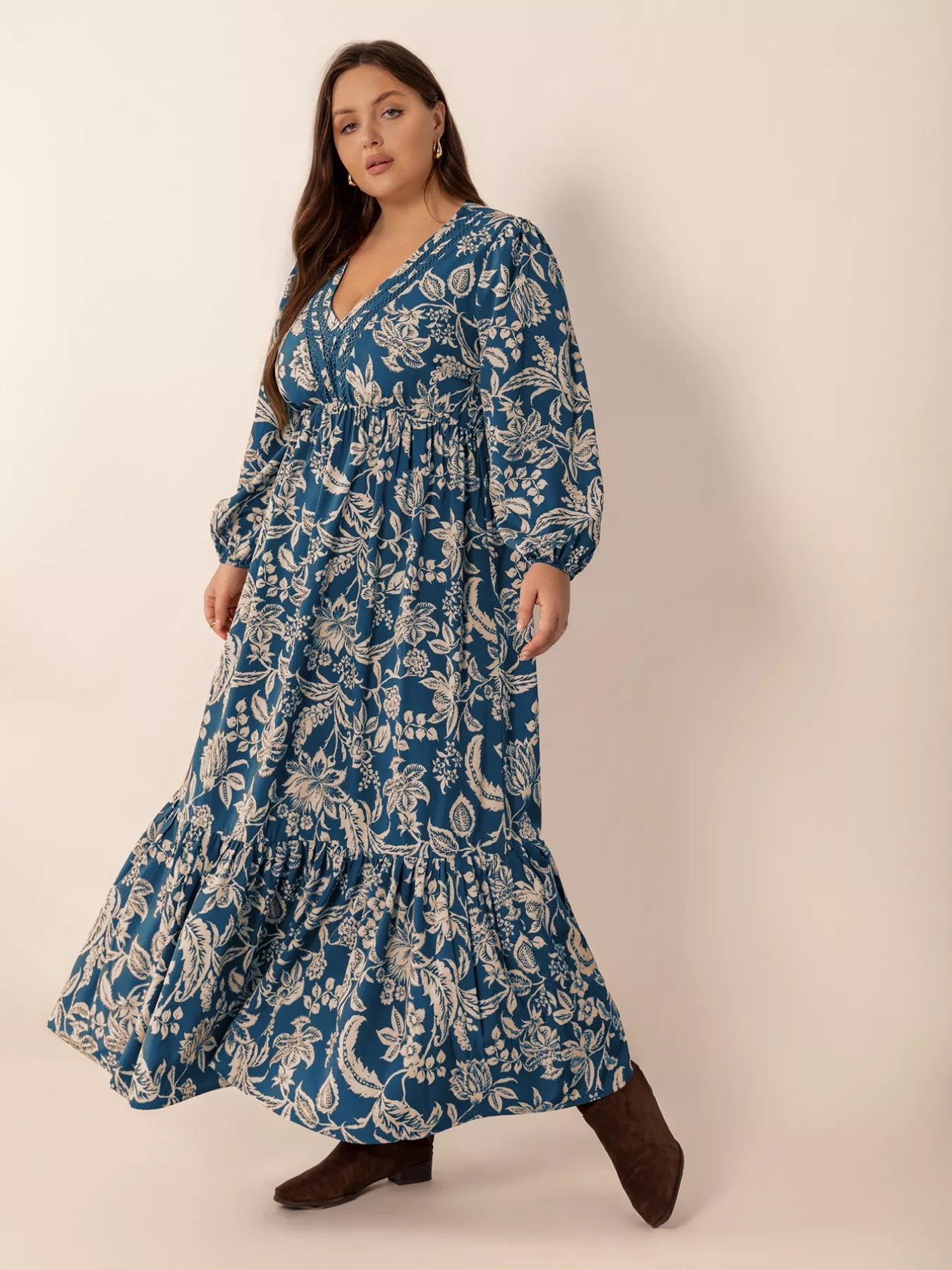 Plus Size Boho Floral Print Long Sleeve Maxi Dress -