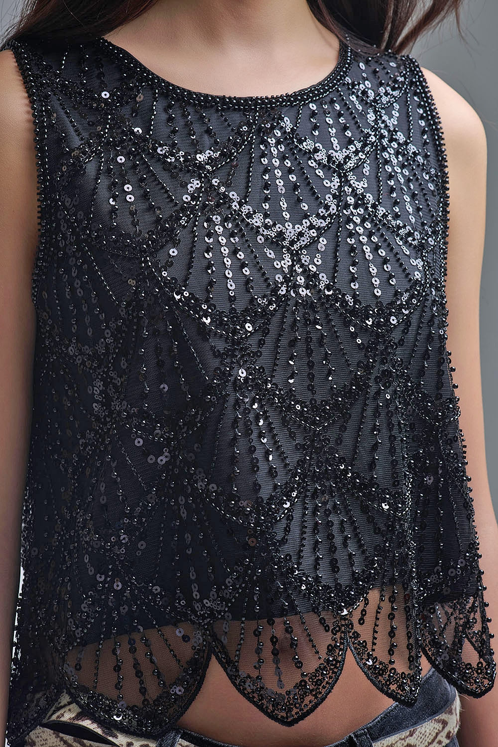 Chic Black Sequin Cropped Top - Tops