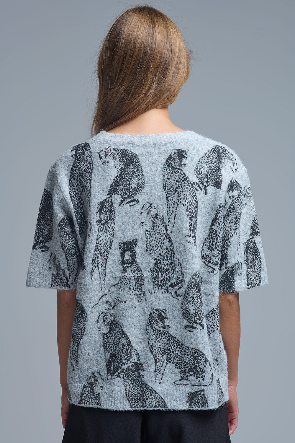 Chic Gray Animal-Print Short-Sleeve Sweater - Sweaters