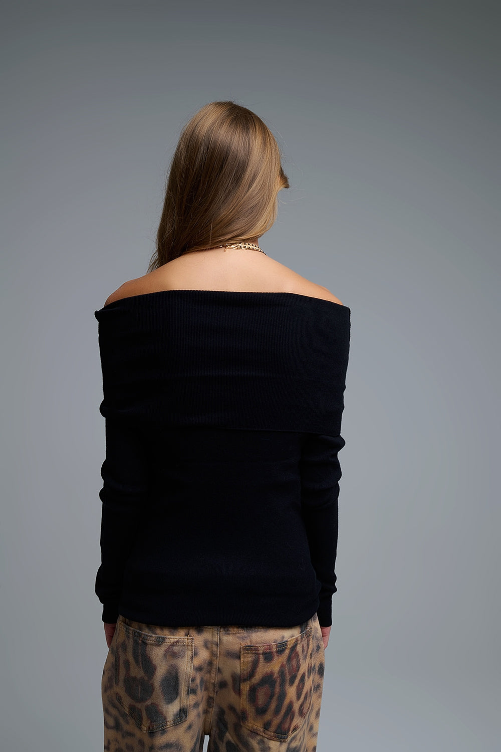 Chic Off-Shoulder boat neck Knit Top in black - Sweaters